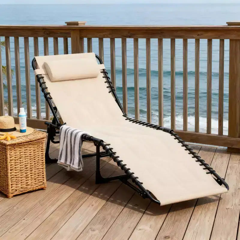 Chaise longue inclinable d'extérieur rembourrée et pliable avec dossier réglable