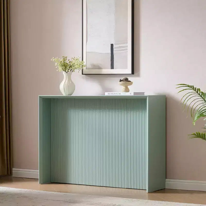 Console contemporaine avec façade ondulée