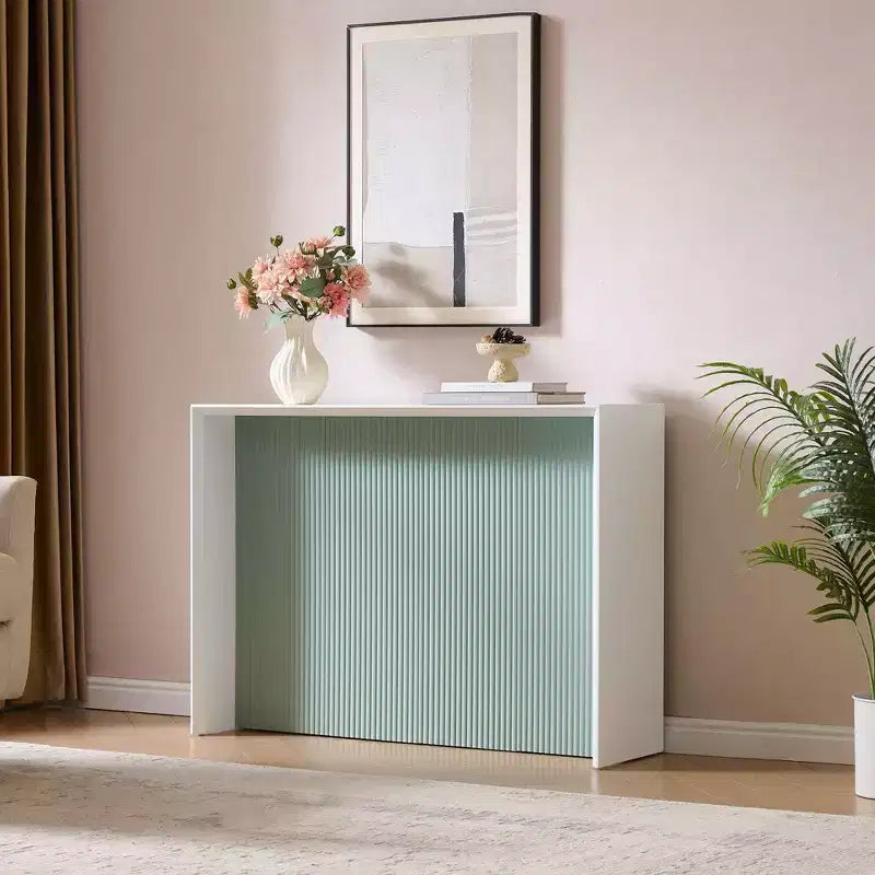Console contemporaine avec façade ondulée