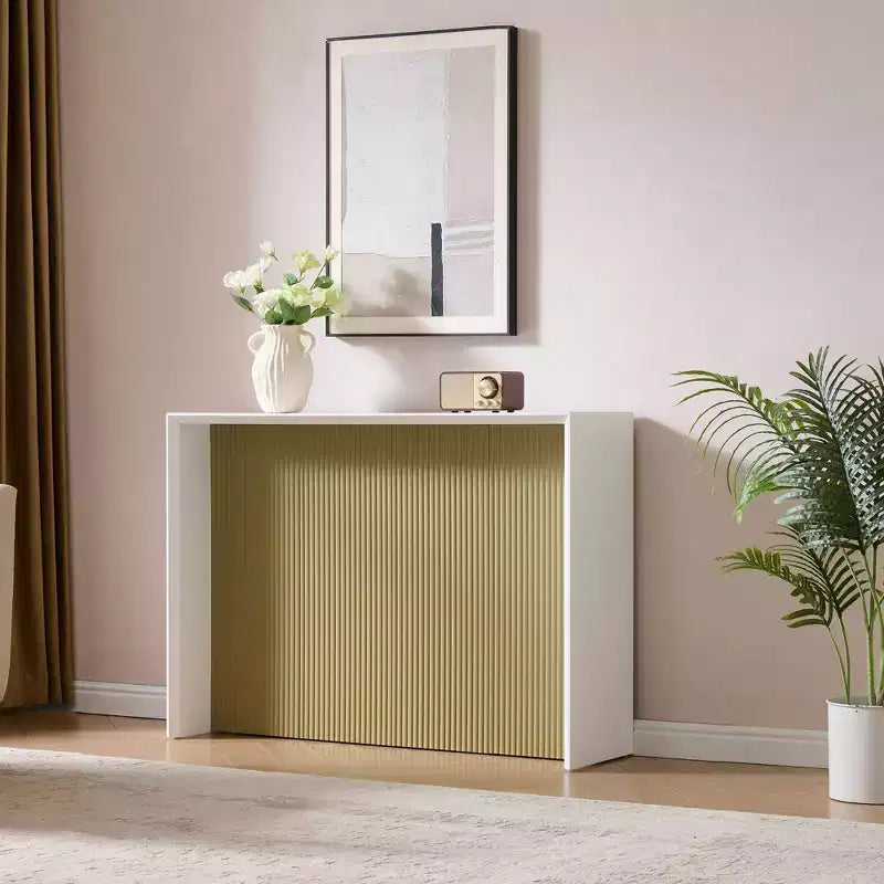 Console contemporaine avec façade ondulée